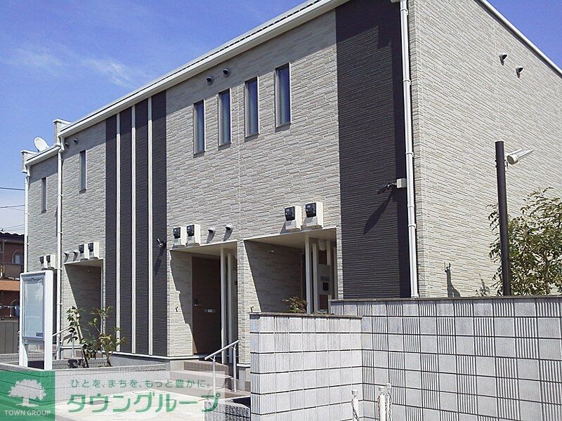 レオネクストリヴェールメゾンの物件外観写真