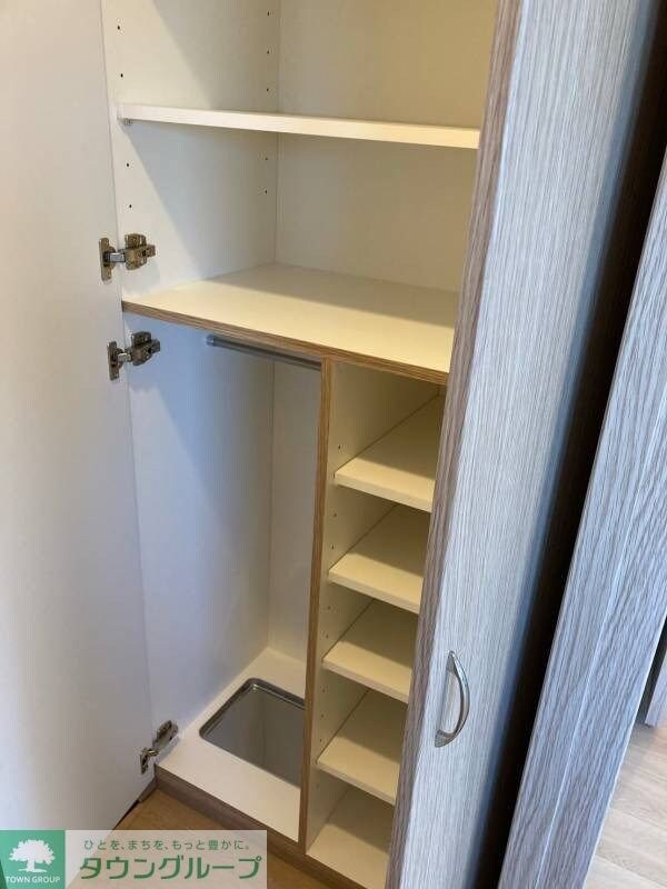 ルーブル都立家政六番館の物件内観写真