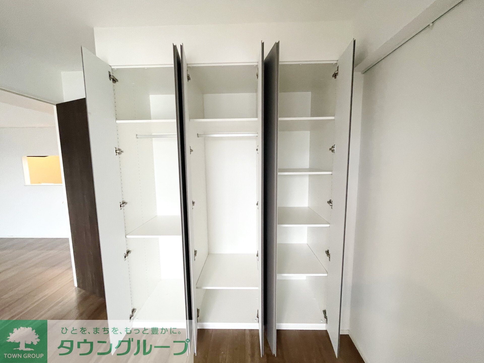 ロイジェント志村坂上の物件内観写真