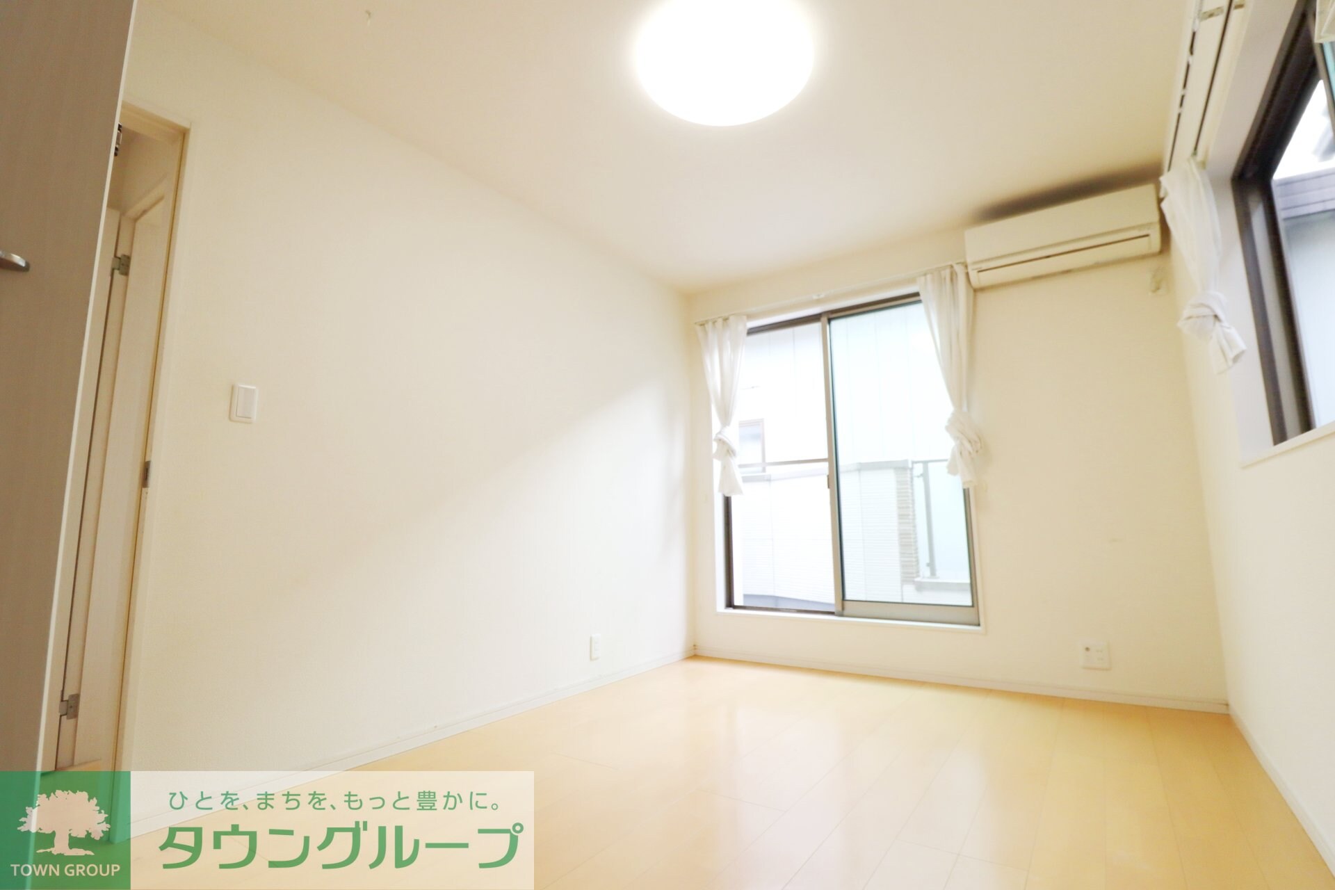 柳根町戸建の物件内観写真