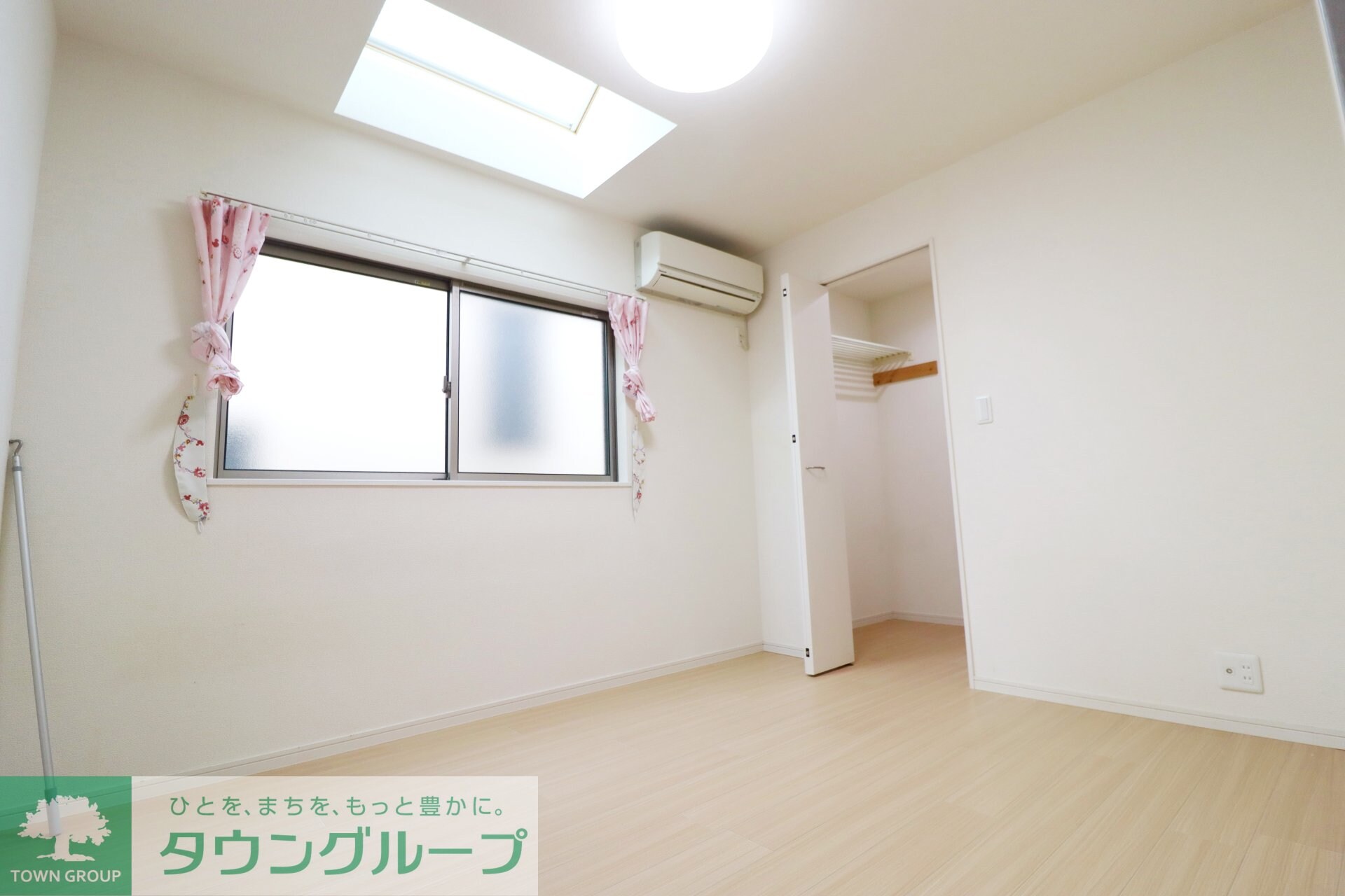 柳根町戸建の物件内観写真