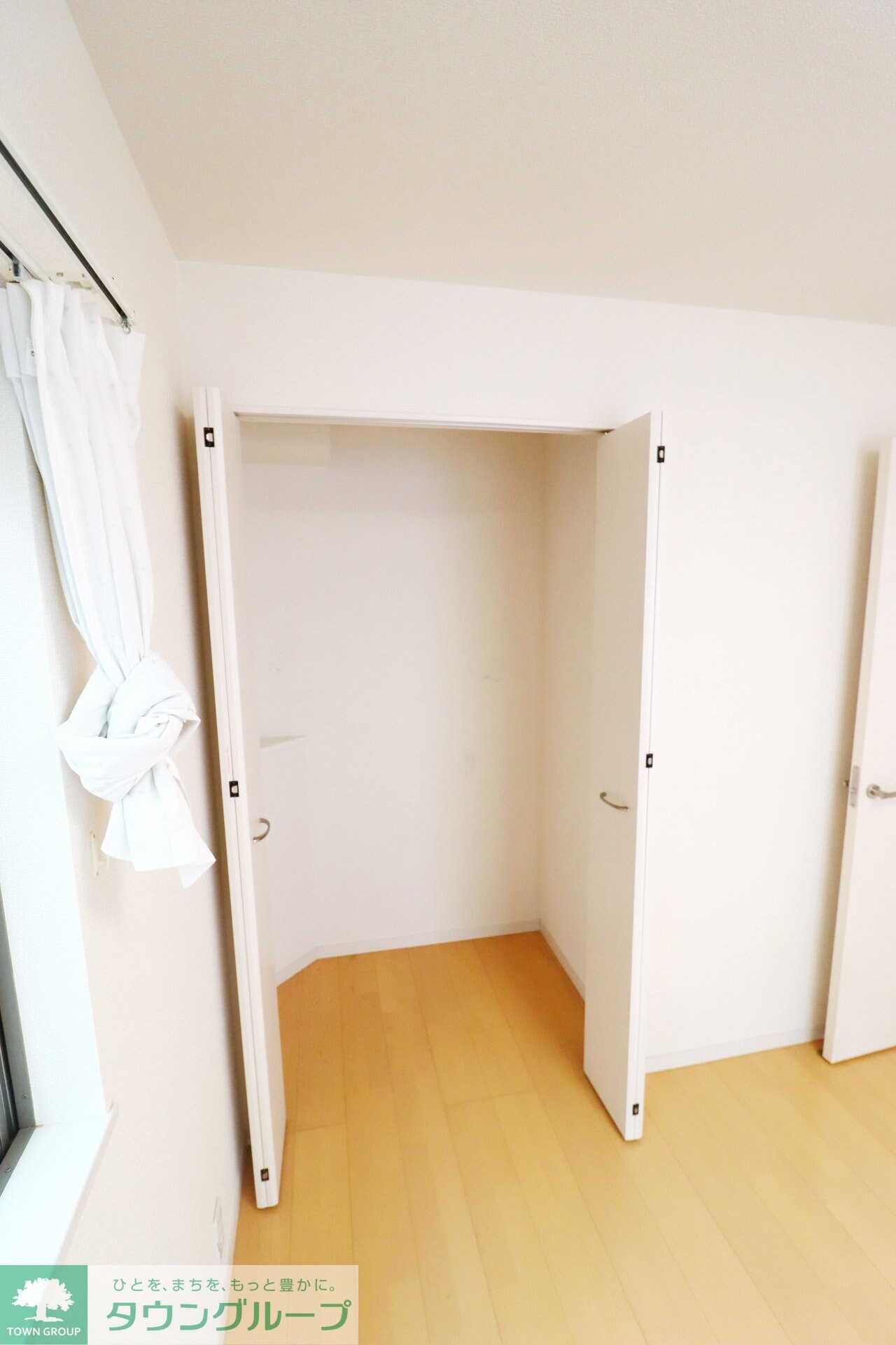 柳根町戸建の物件内観写真