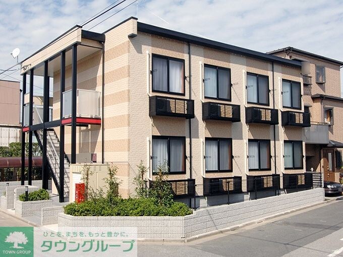 レオパレスウェルストンIIの物件外観写真