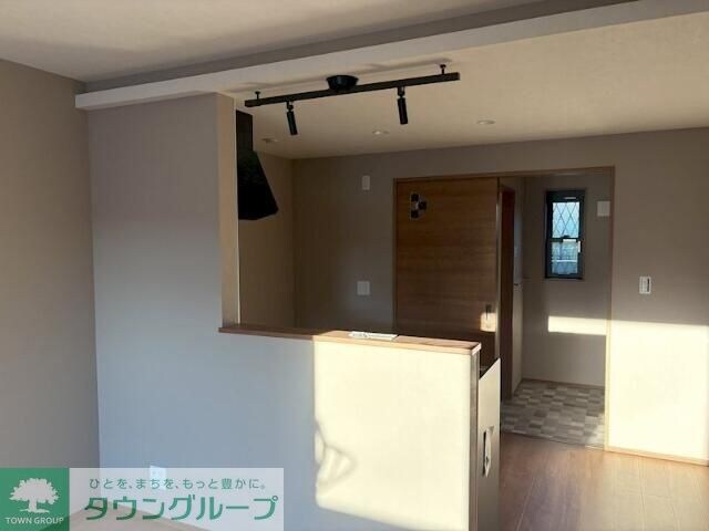 YESMOREIIの物件内観写真