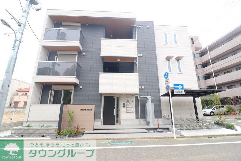 Celeste戸田公園の物件外観写真