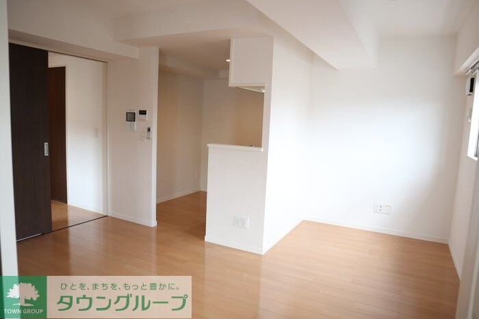 ラフレ東川口の物件内観写真