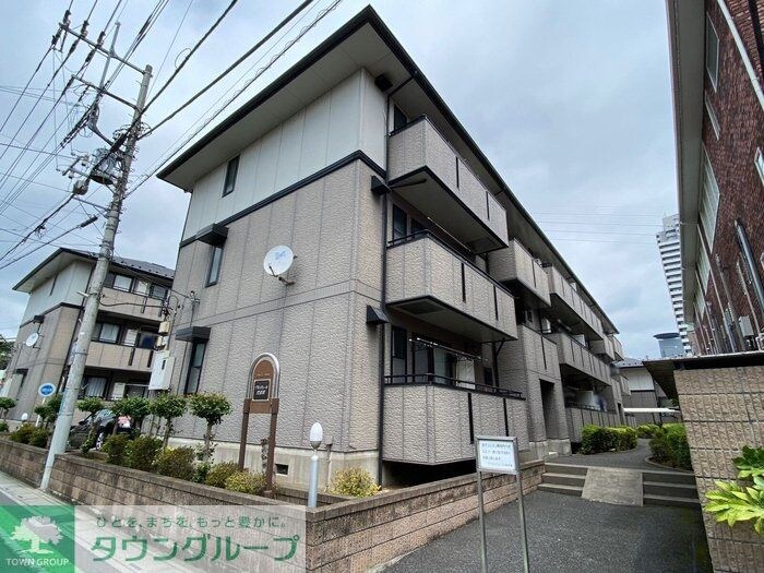 プリムヴェール弐番館の物件外観写真