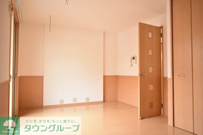 リビングタウン三橋の物件内観写真