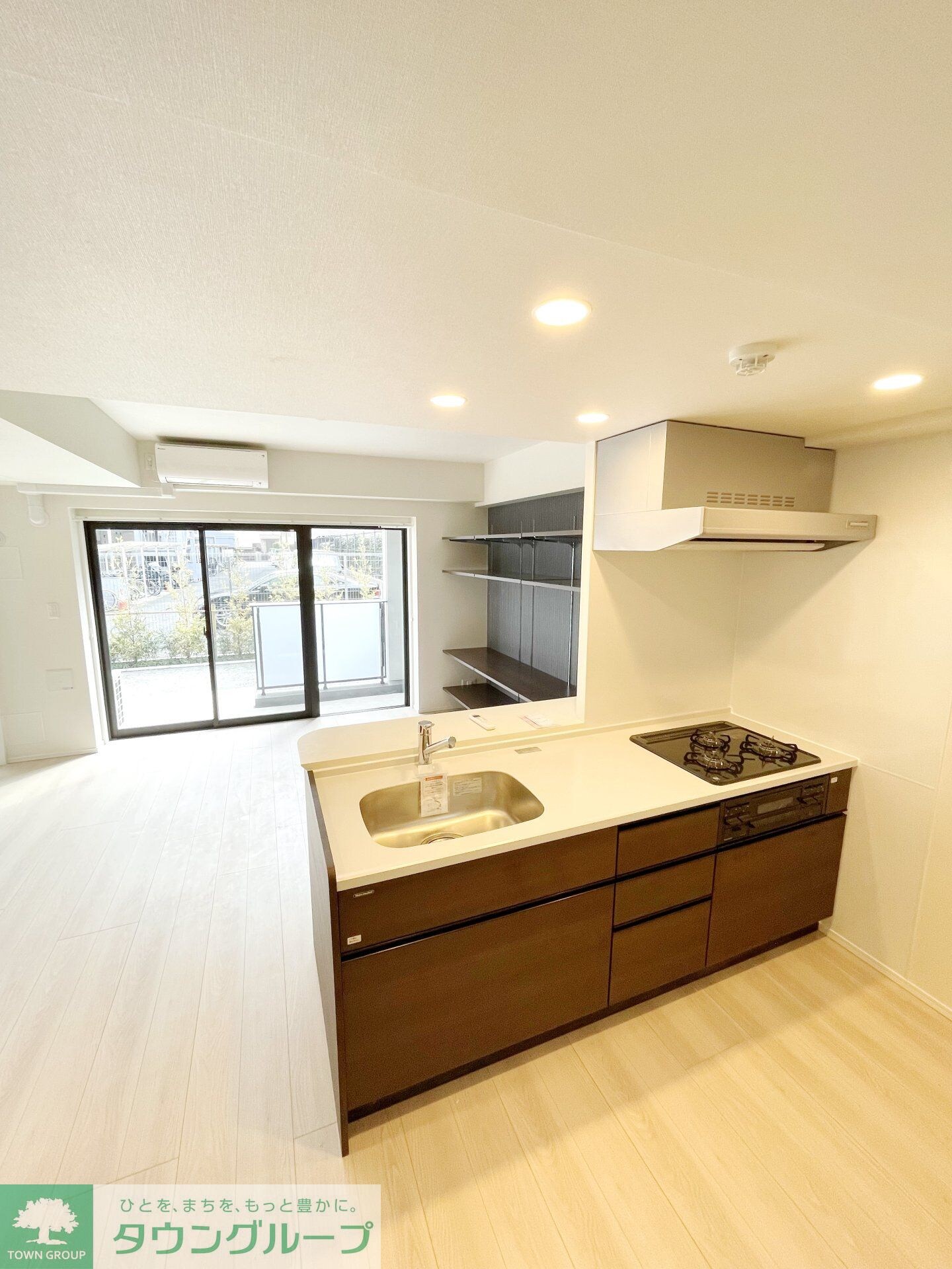 Calm Residence Prologueの物件内観写真