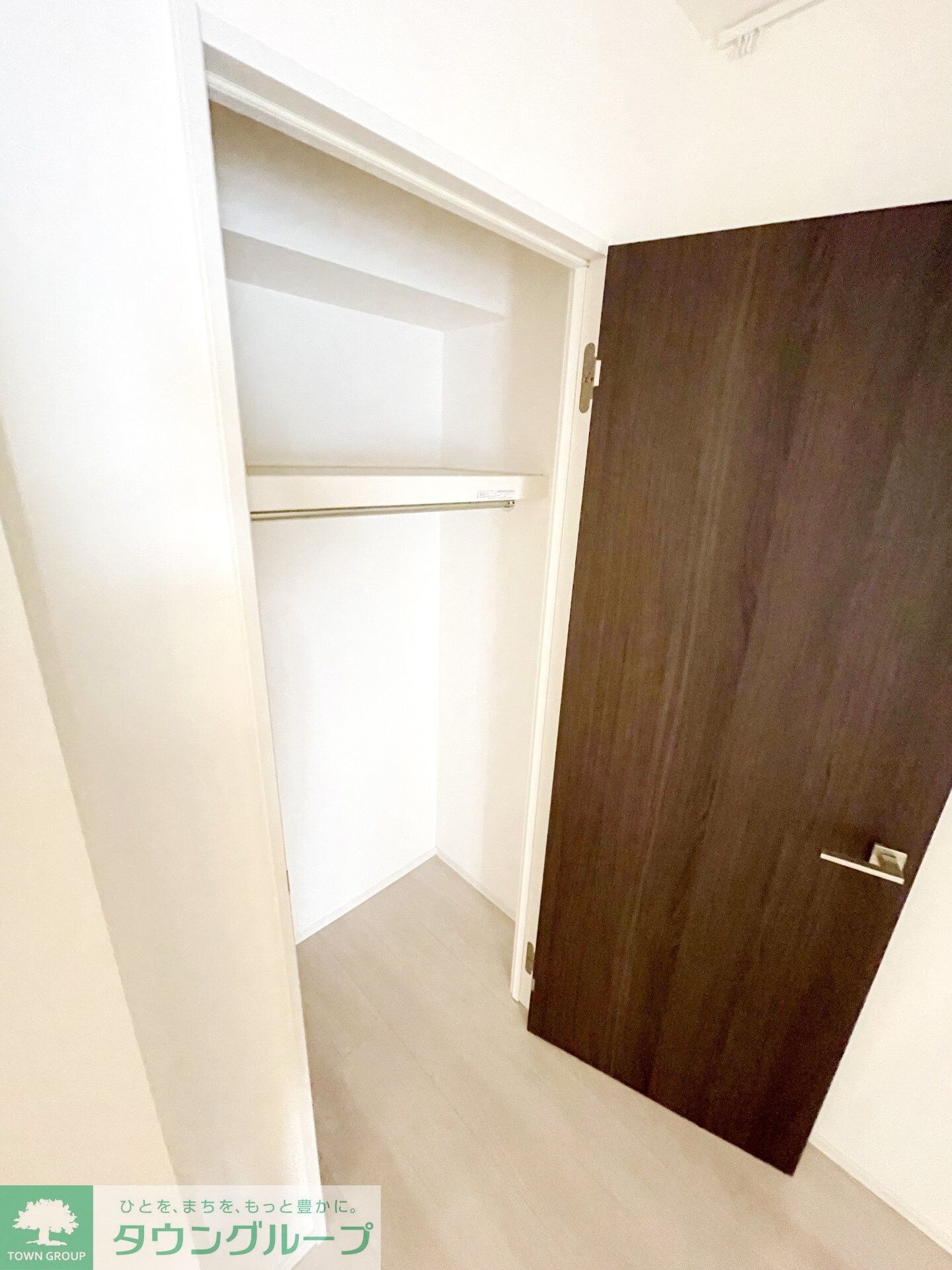 Calm Residence Prologueの物件内観写真