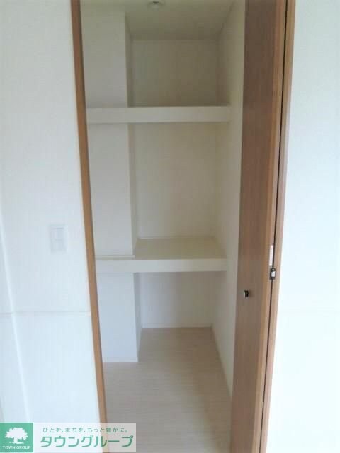 ハイツシェーンVの物件内観写真