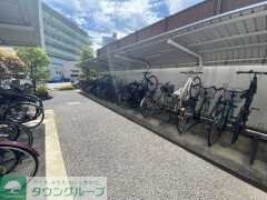 アン・ボルヌの物件内観写真