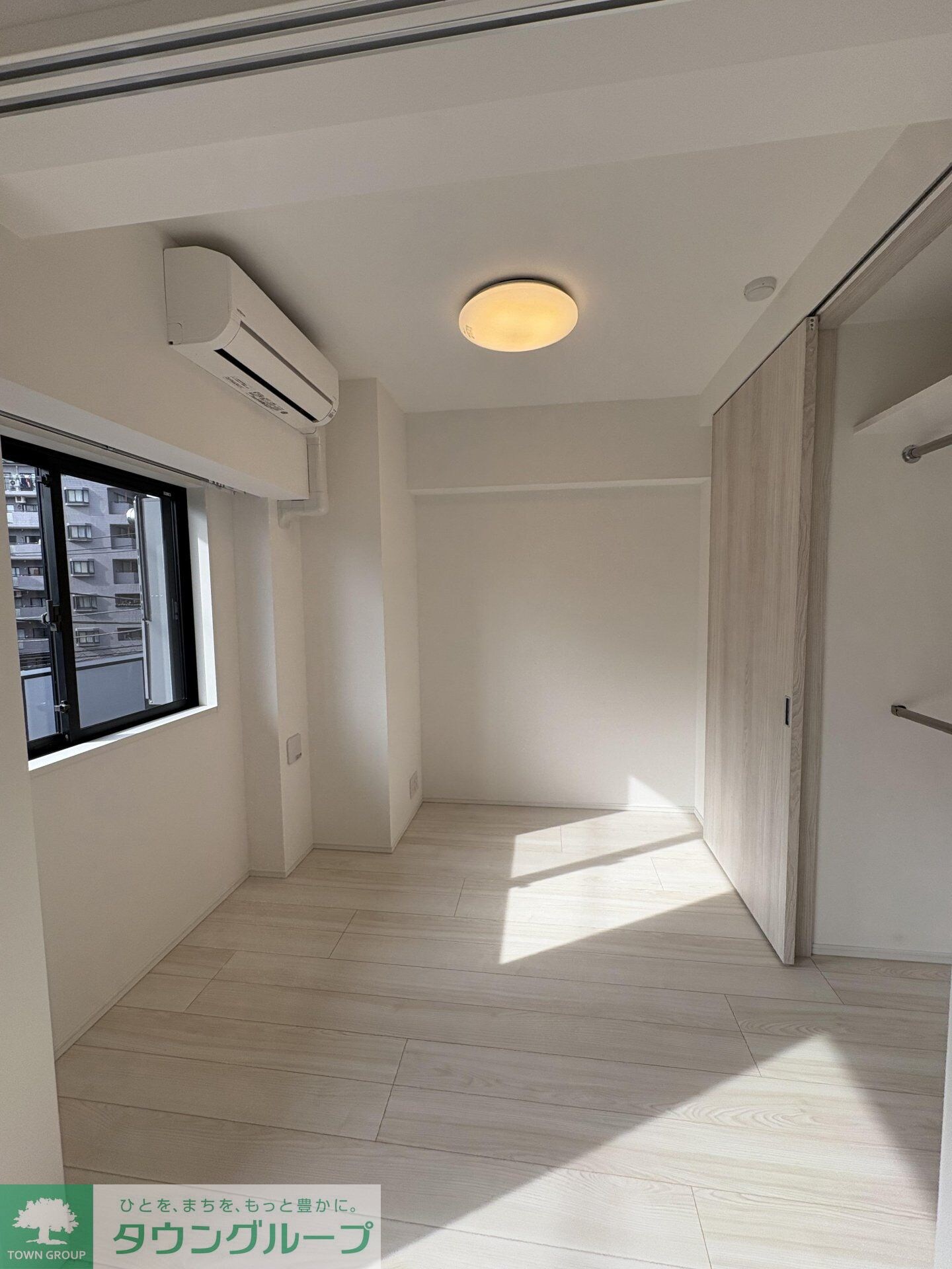 コンフォリア東葛西の物件内観写真