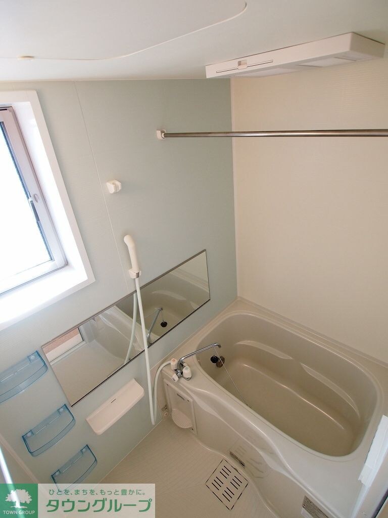 パインコートの物件内観写真