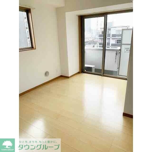 シンシア八番館の物件内観写真