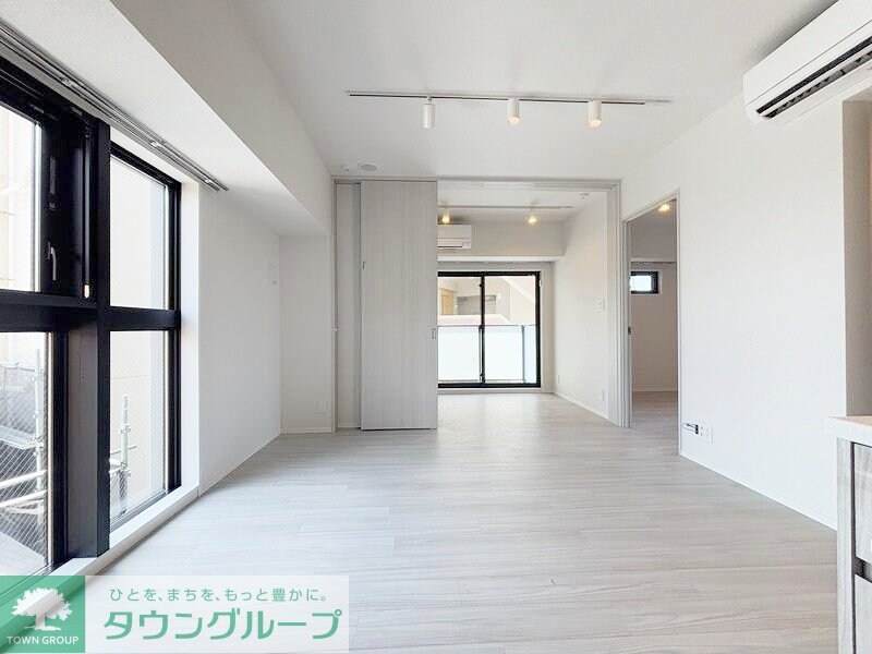 ルミーク三軒茶屋の物件内観写真