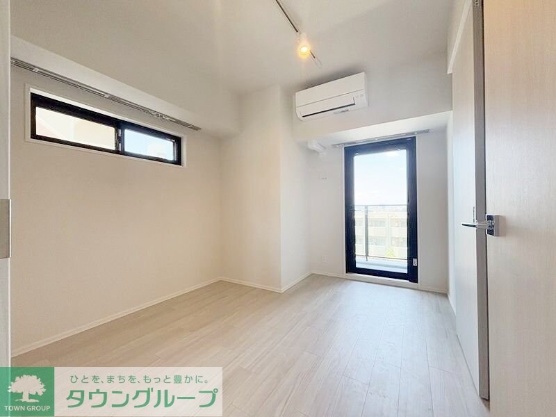 ルミーク三軒茶屋の物件内観写真