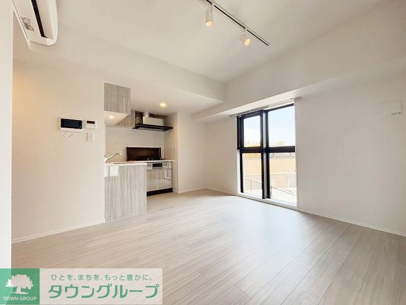 ルミーク三軒茶屋の物件内観写真