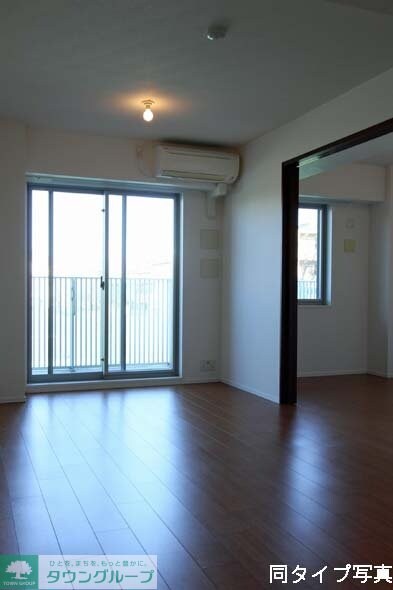 コンフォリア駒場の物件内観写真