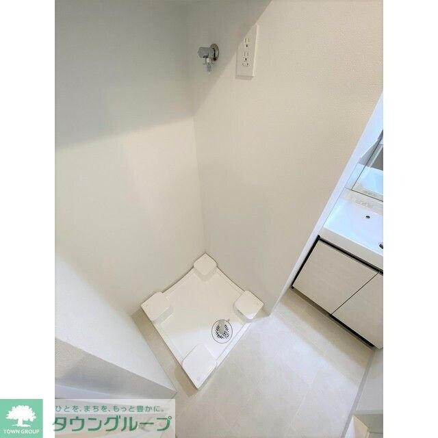 コンフォリア・リヴ新中野SOUTHの物件内観写真