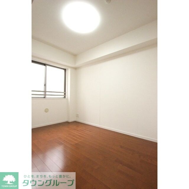 コンフォリア原宿の物件内観写真