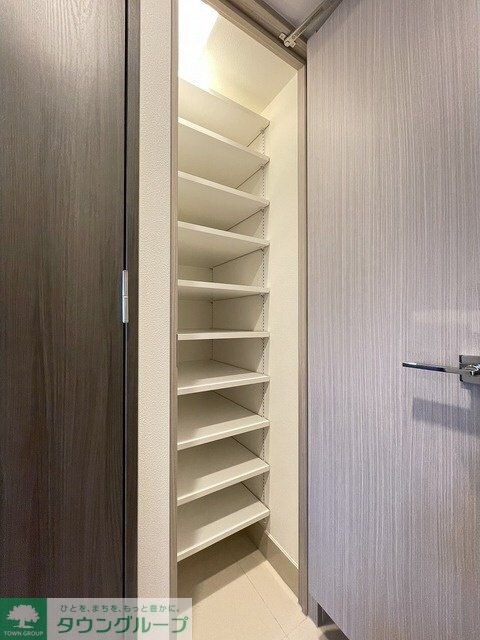 ザ・グラヴィティ新宿の物件内観写真