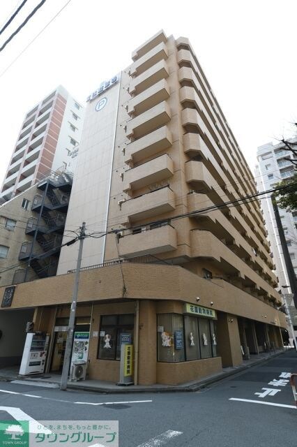 ライオンズマンション新宿東公園の物件外観写真