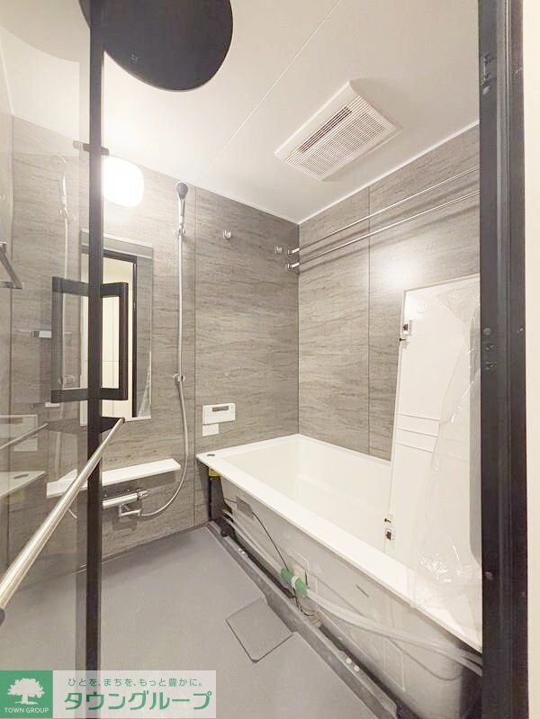 ルミーク三軒茶屋の物件内観写真