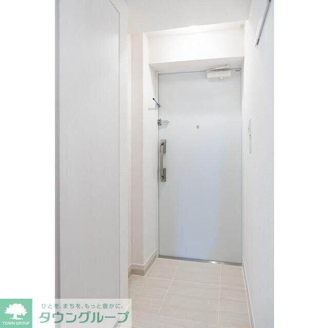 コンフォリア・リヴ北新宿の物件内観写真