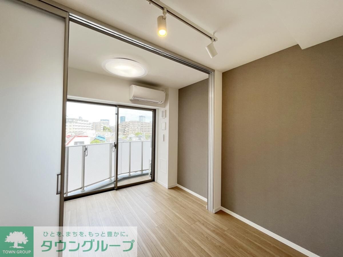 メゾン・クロイゾンの物件内観写真