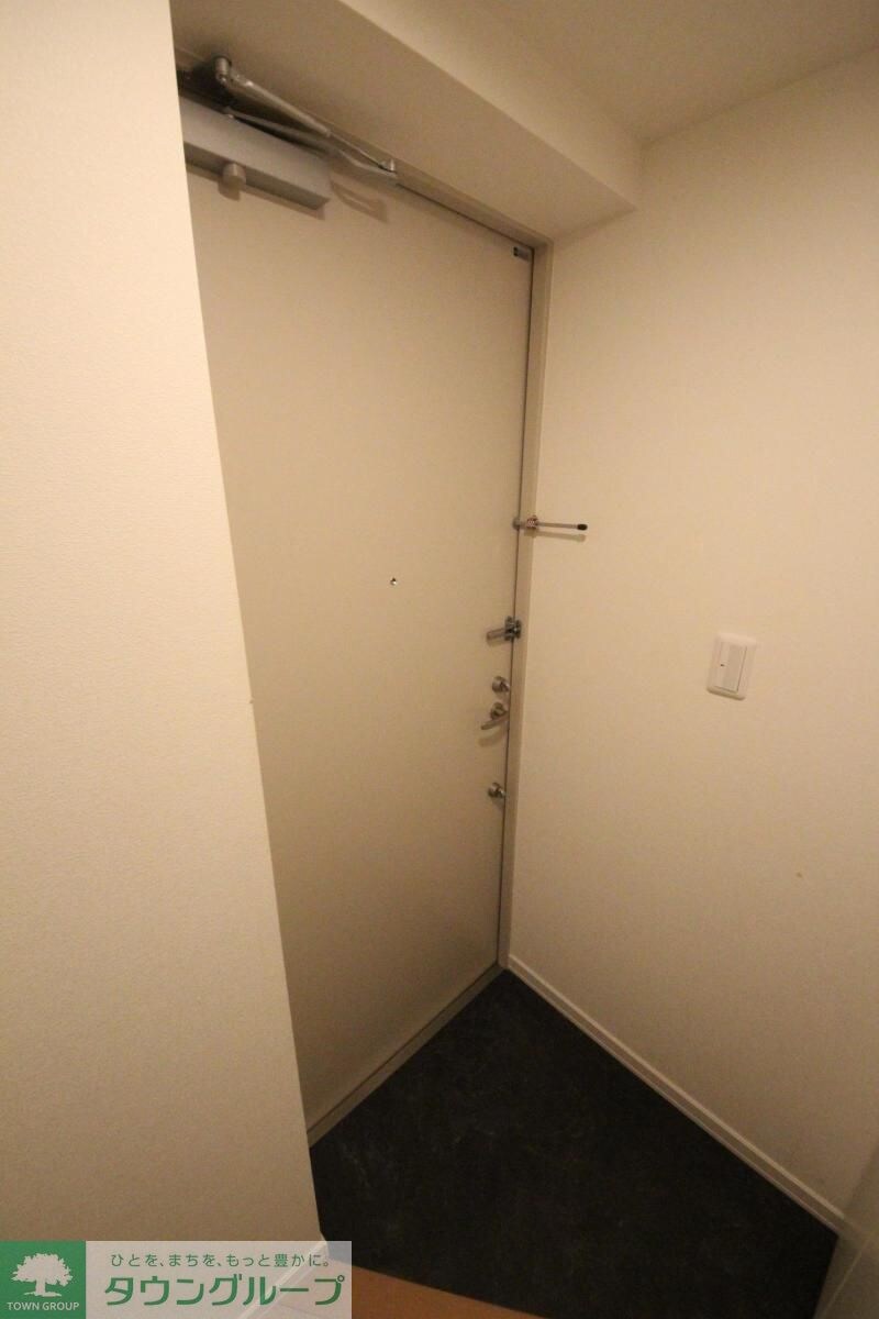 ウェルスクエアイズム中野坂上の物件内観写真