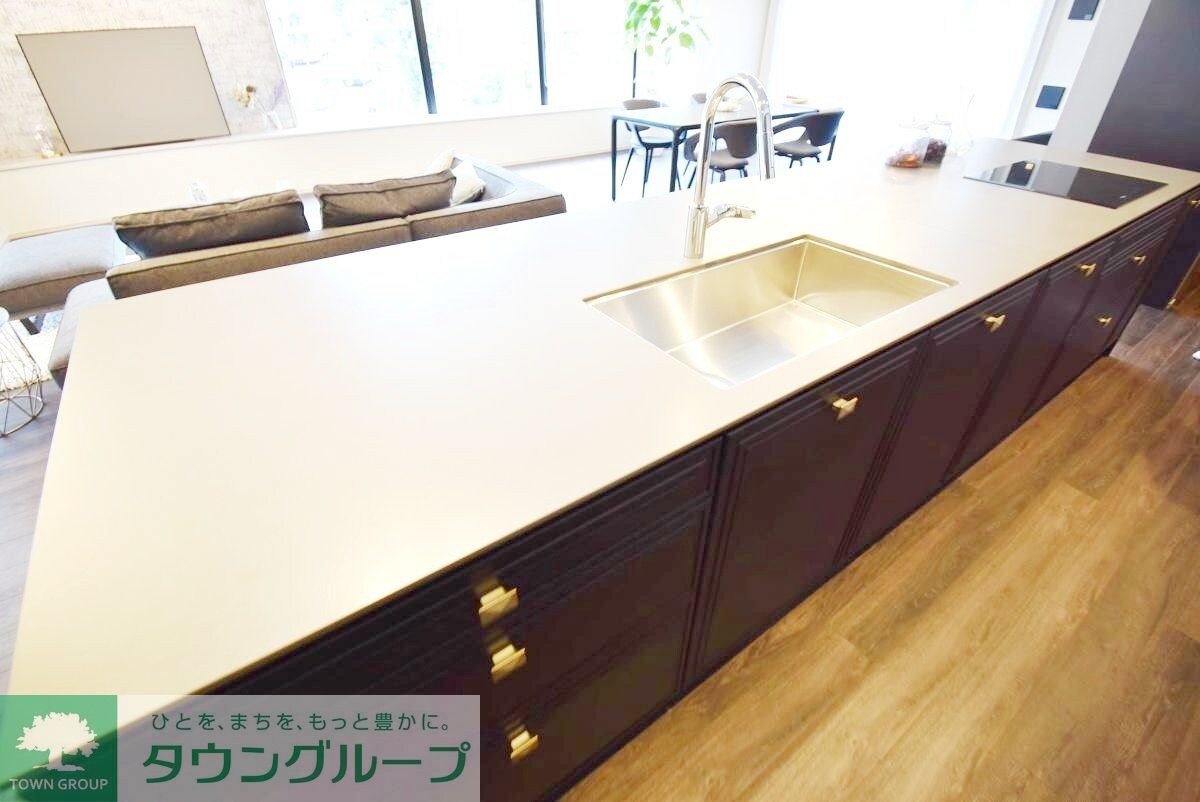 THE DOORS 広尾の物件内観写真