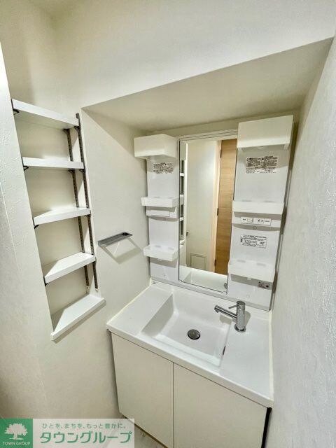 レジディア三宿の物件内観写真