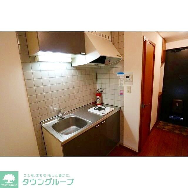 アメニティ三軒茶屋の物件内観写真