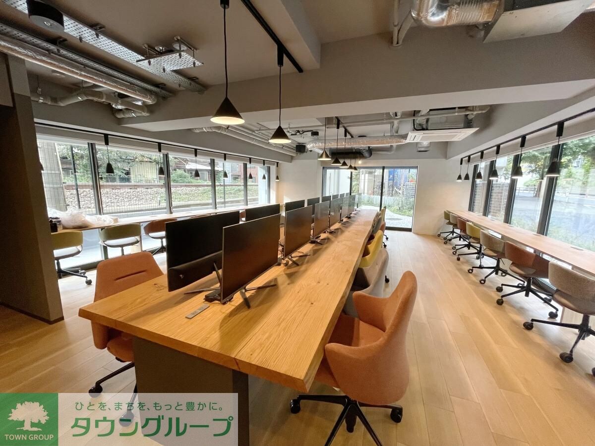 ザ・パークハビオSOHO代々木公園の物件内観写真