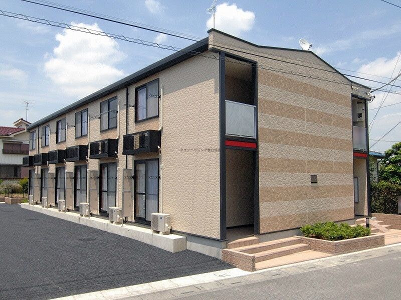 レオパレスディアタウンCの物件外観写真