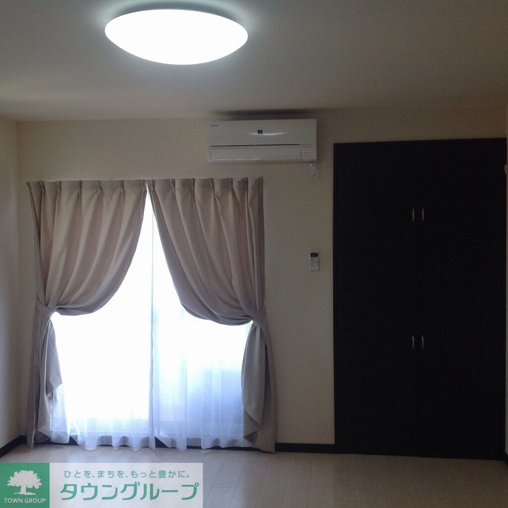 レオネクストオリーブハウスの物件内観写真