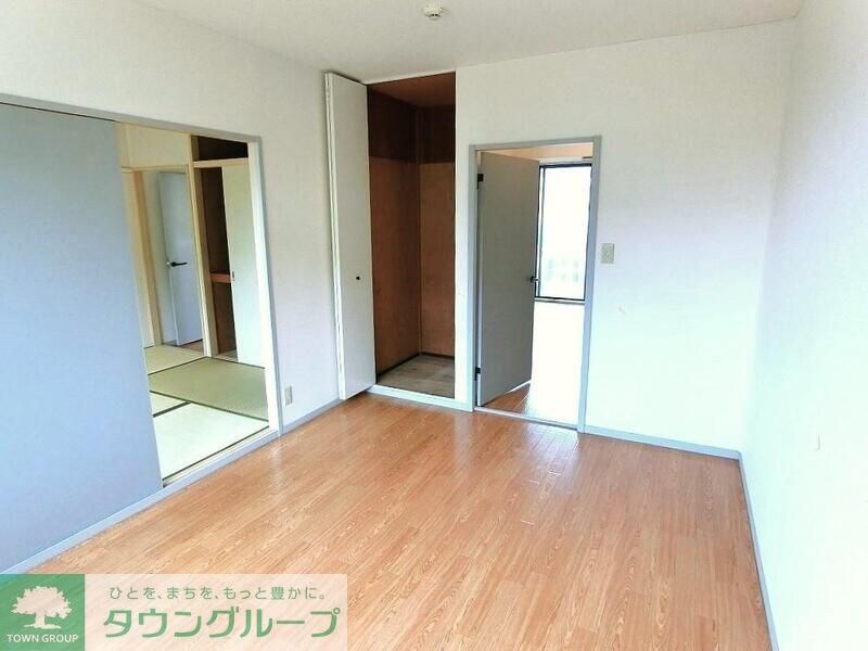 サンライフ梅郷 B棟の物件内観写真