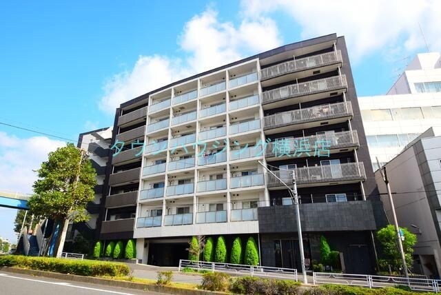 プレディアスタイル横濱沢渡の物件外観写真