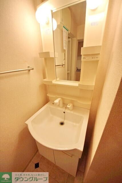 ジェイ・エス・ティ横浜東の物件内観写真