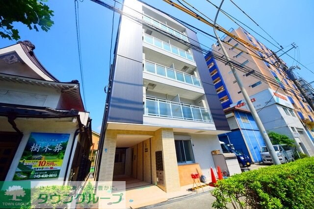 b'CASA Yokohamaの物件内観写真