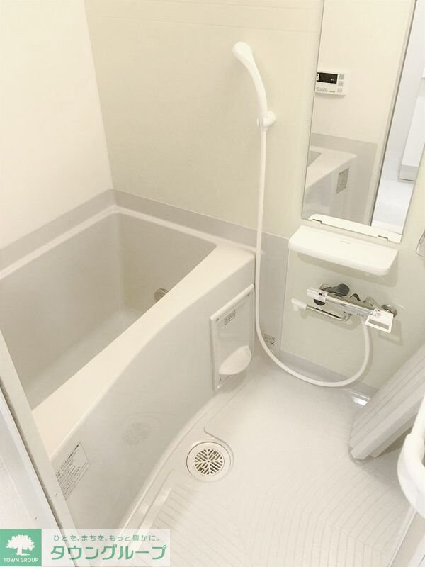 b'CASA Yokohamaの物件内観写真