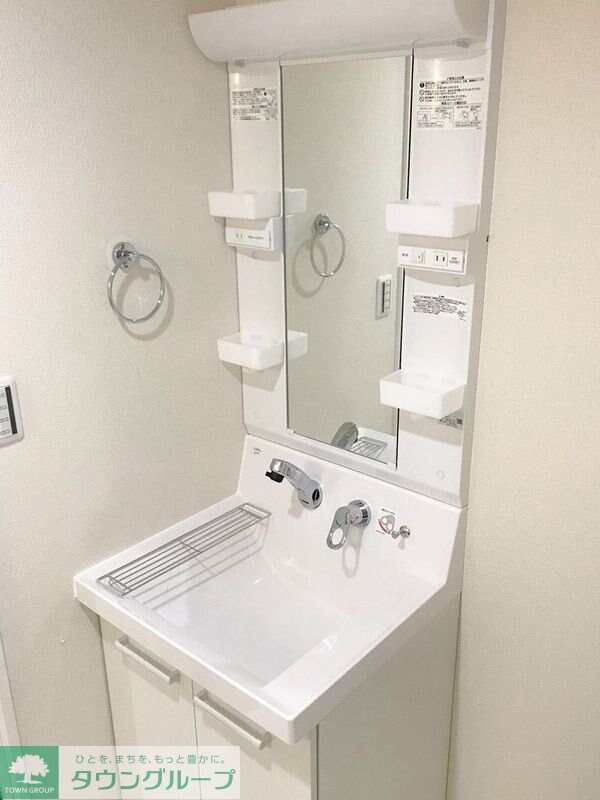 b'CASA Yokohamaの物件内観写真