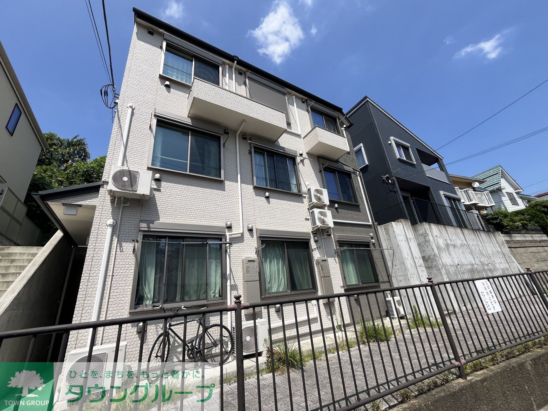 サンライズ横浜の物件外観写真