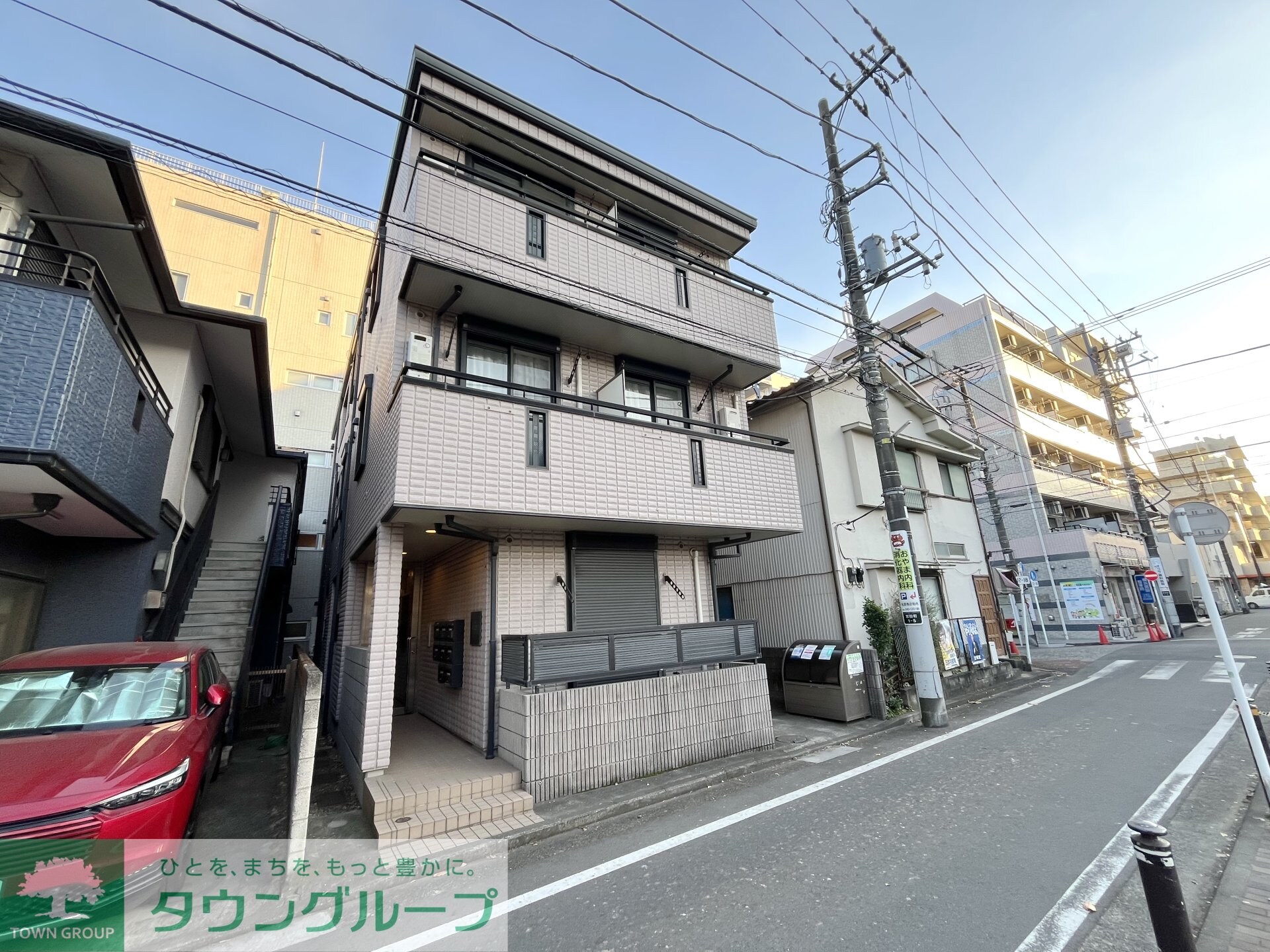 パークアヴェニューの物件外観写真