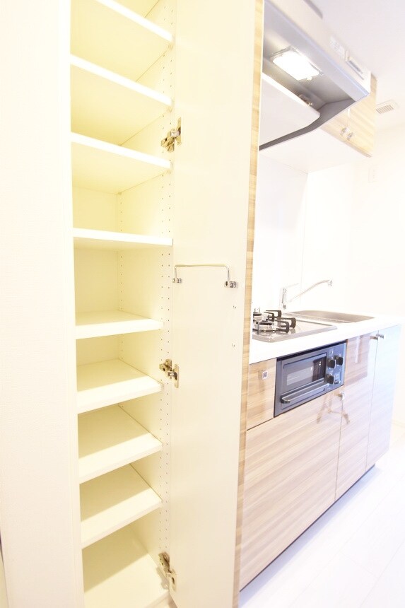 ガーラ・リバースクエア横濱南の物件内観写真