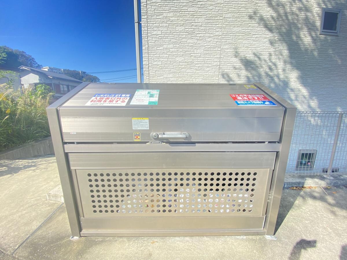 ミランダガーデンハイツ汐見台の物件内観写真