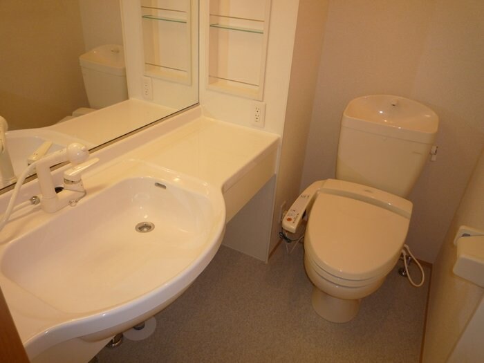 フローラの物件内観写真