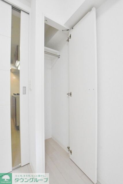 リヴシティ横濱新川町弐番館の物件内観写真