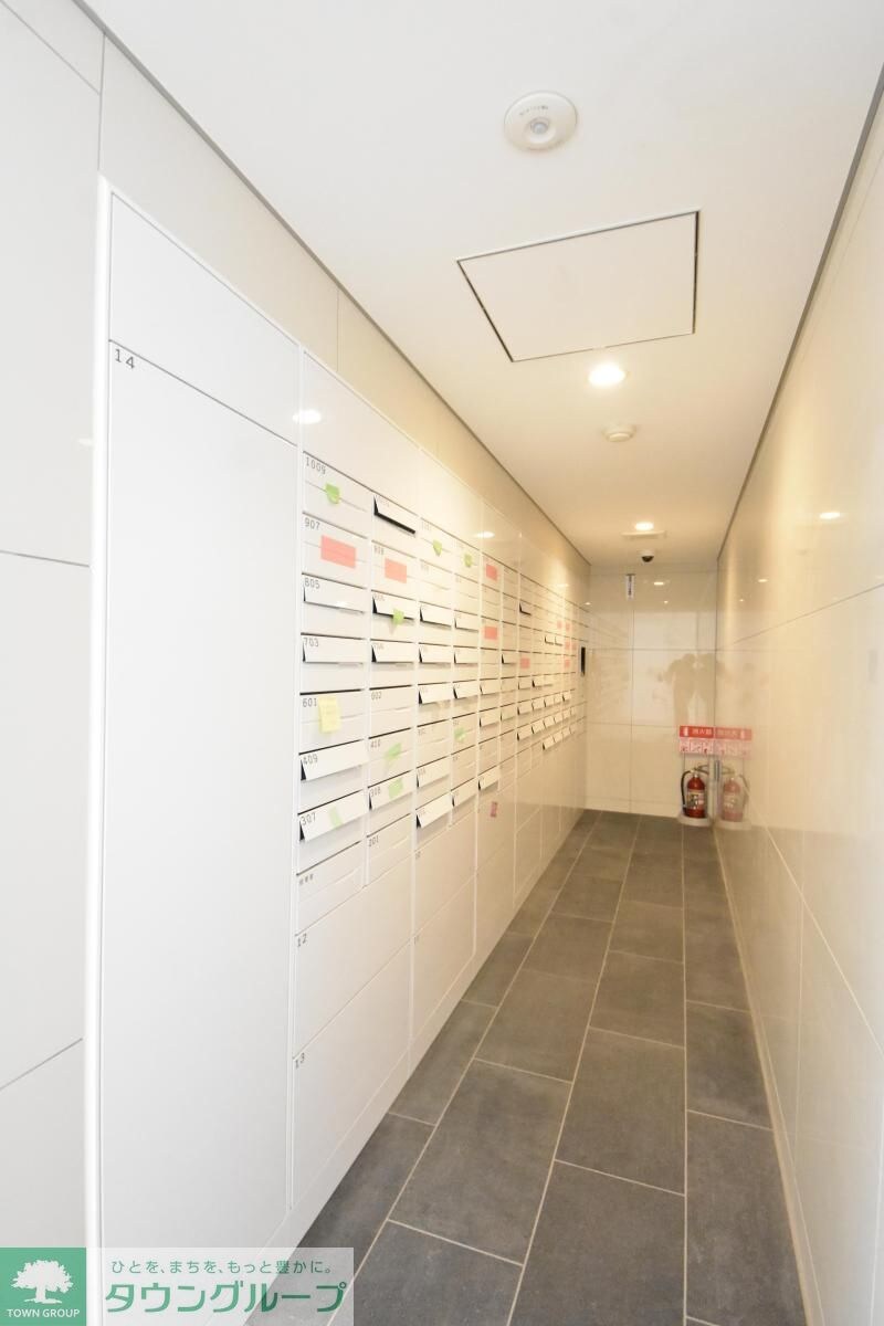 リヴシティ横濱新川町弐番館の物件内観写真